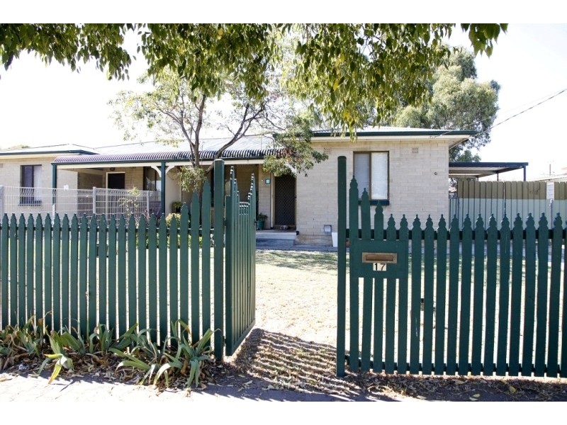 17 MACKAY CRES, Parafield Gardens SA 5107