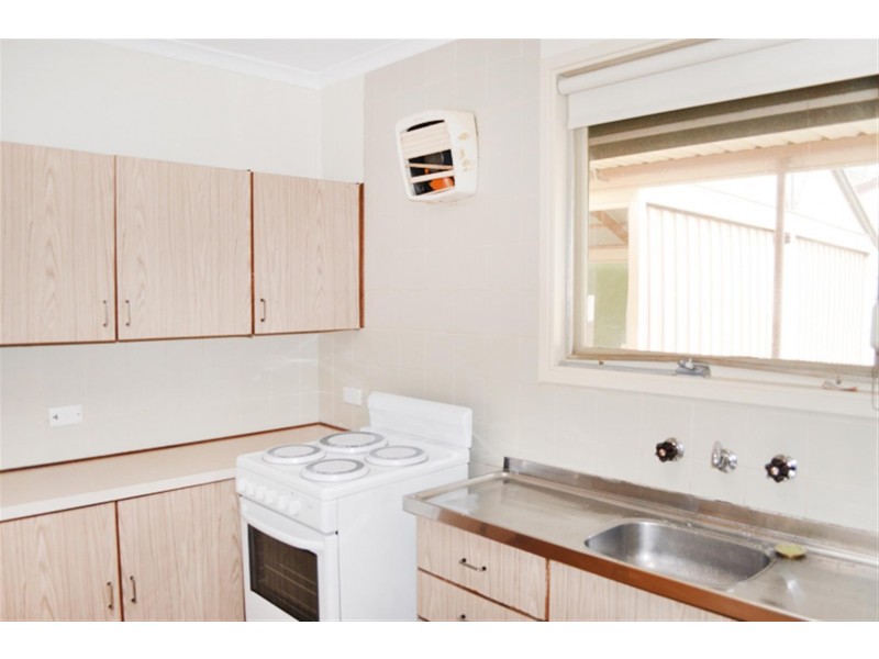 5 BURFORD STREET, Elizabeth Downs SA 5113