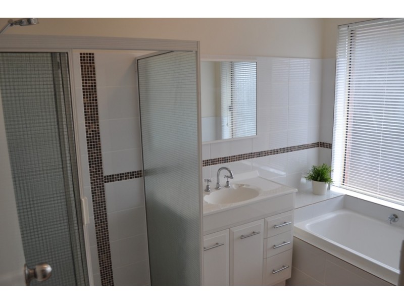 275 KINGS ROAD (on service rd), Paralowie SA 5108