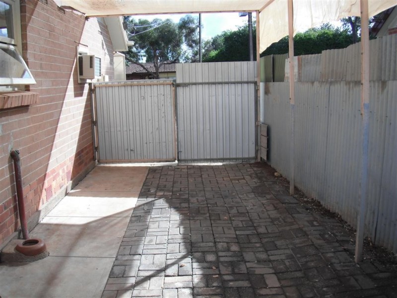 8 BELL STREET, Smithfield Plains SA 5114
