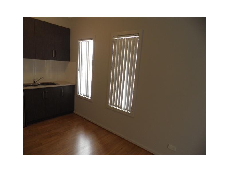 2/2 Monarch Way, Munno Para SA 5115