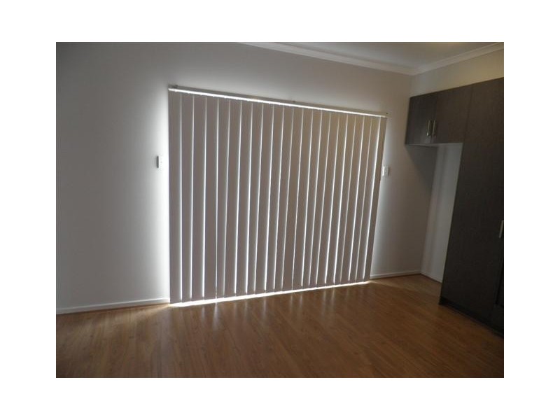 2/2 Monarch Way, Munno Para SA 5115