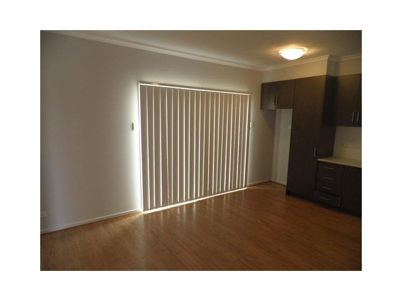 2/2 Monarch Way, Munno Para SA 5115