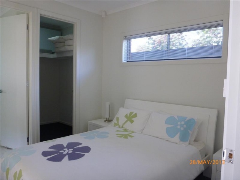 8 East Parkway, Andrews Farm SA 5114