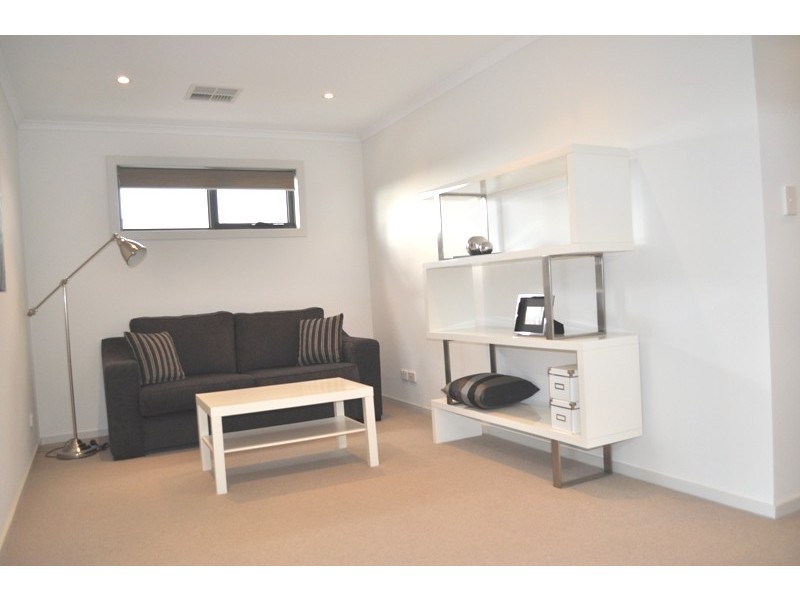 30 HAYFIELD AVE, Blakeview SA 5114