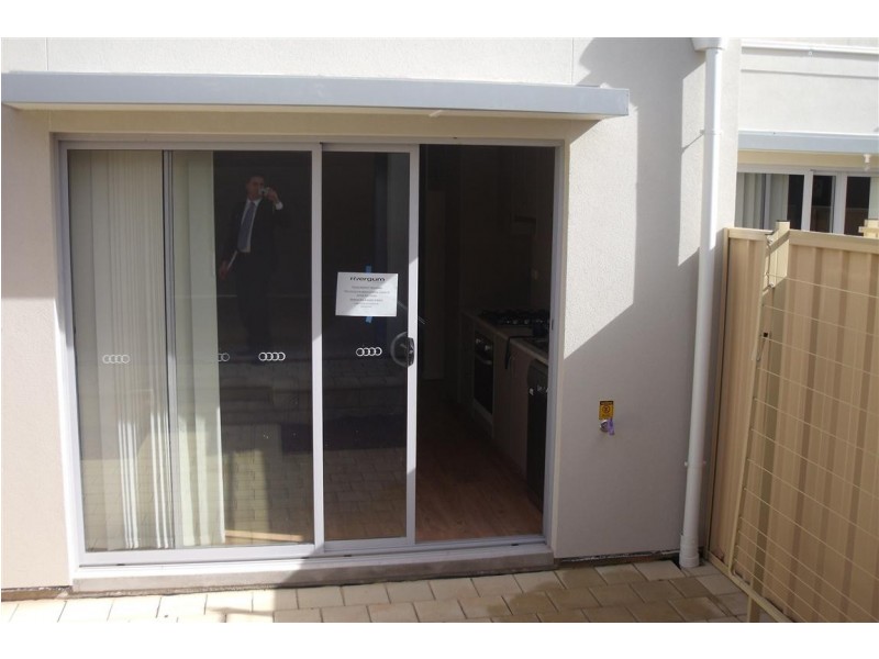 8/74 Douglas Drive, Munno Para SA 5115