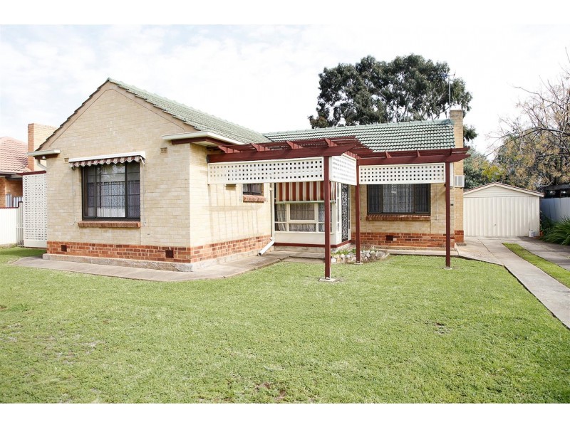 12 MARLEYCOMBE RD, Elizabeth Vale SA 5112