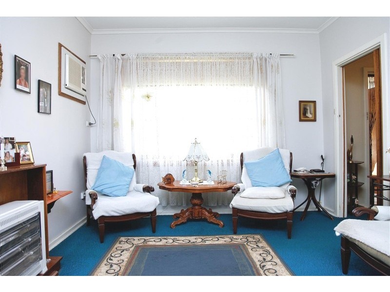 12 MARLEYCOMBE RD, Elizabeth Vale SA 5112