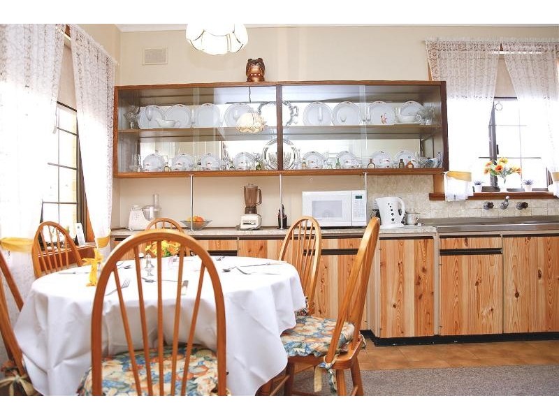 12 MARLEYCOMBE RD, Elizabeth Vale SA 5112