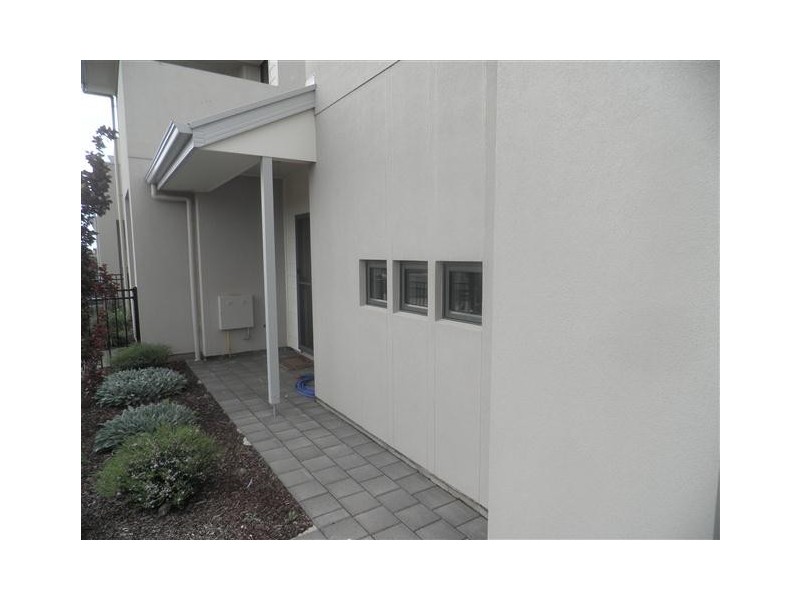 Unit 1/1 Emporer Way, Munno Para SA 5115