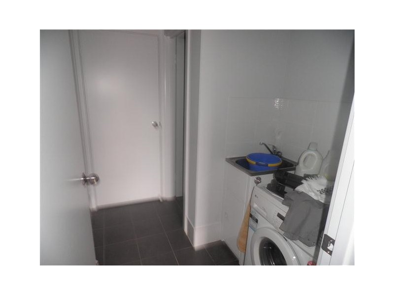 Unit 1/1 Emporer Way, Munno Para SA 5115