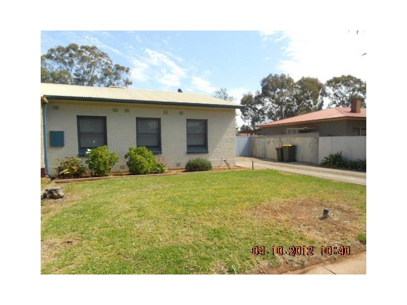 24 Twyford st, Elizabeth Grove SA 5112