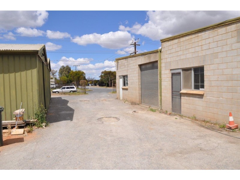 11 Bradpole Road, Elizabeth West SA 5113