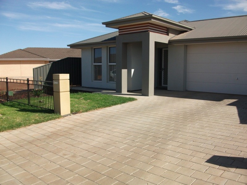 18 Alexandrina Avenue, Andrews Farm SA 5114