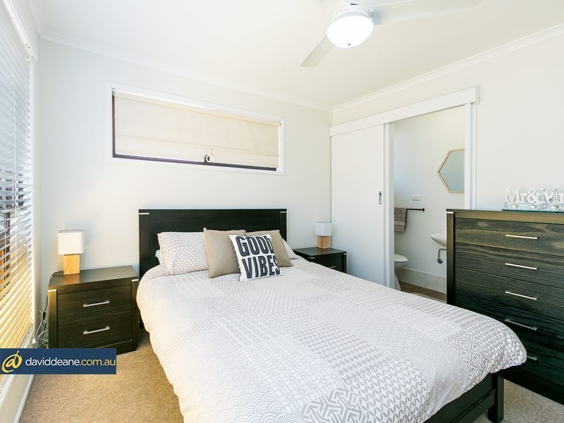 14 Bordeau Crescent, Petrie QLD 4502