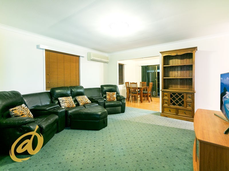 26 Bordeau Crescent, Petrie QLD 4502