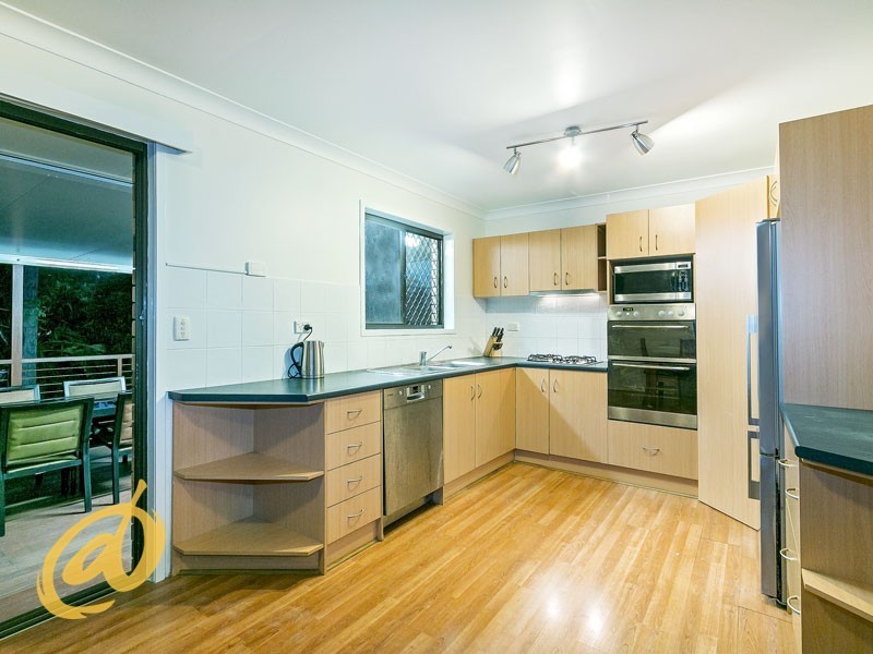 26 Bordeau Crescent, Petrie QLD 4502