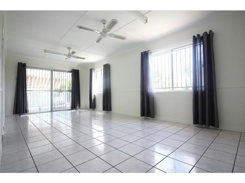 15 Flynn La, Strathpine QLD 4500