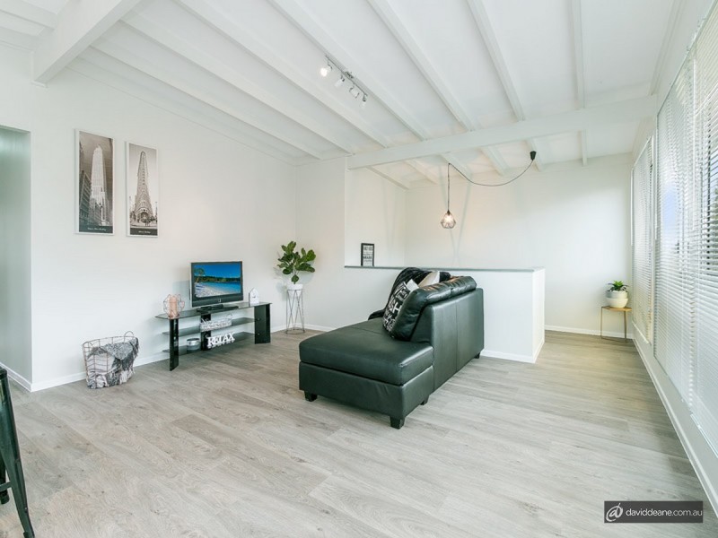 26 Carwell Avenue, Petrie QLD 4502