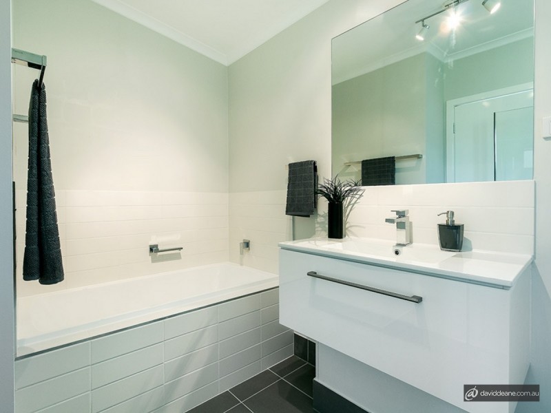 26 Carwell Avenue, Petrie QLD 4502