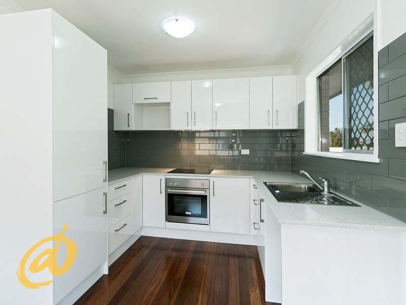 8 Palmer Parade, Strathpine QLD 4500