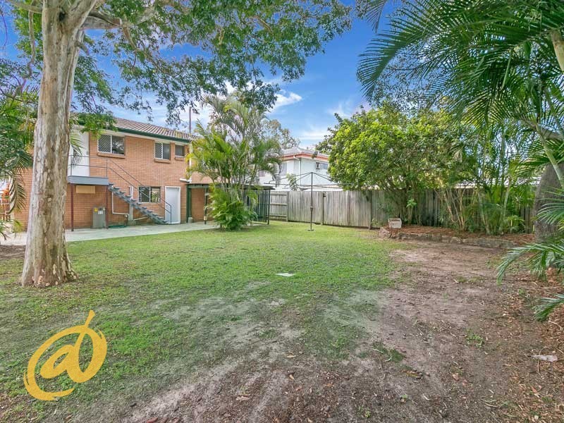 8 Palmer Parade, Strathpine QLD 4500