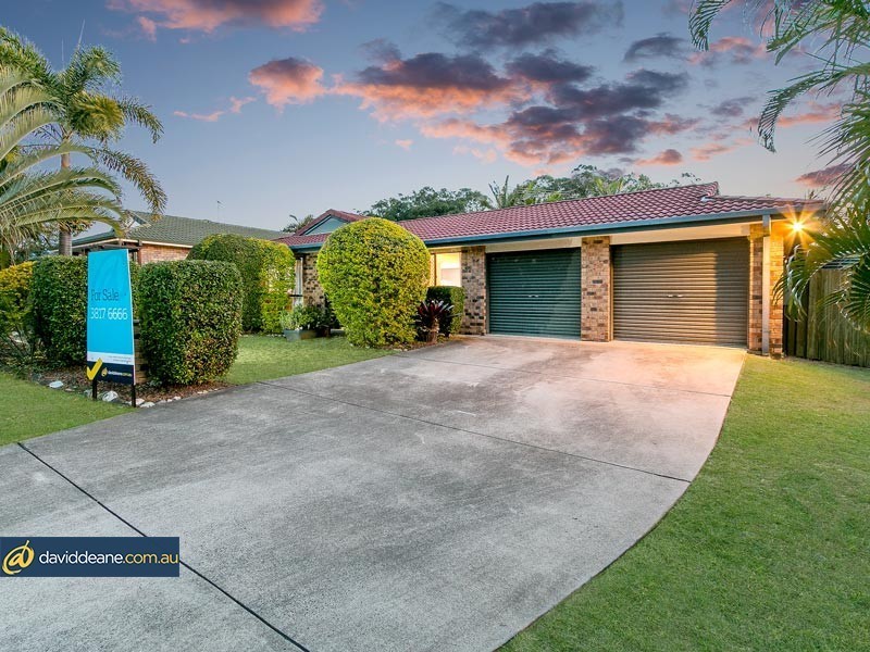16 Blue Mountain Crescent, Warner QLD 4500