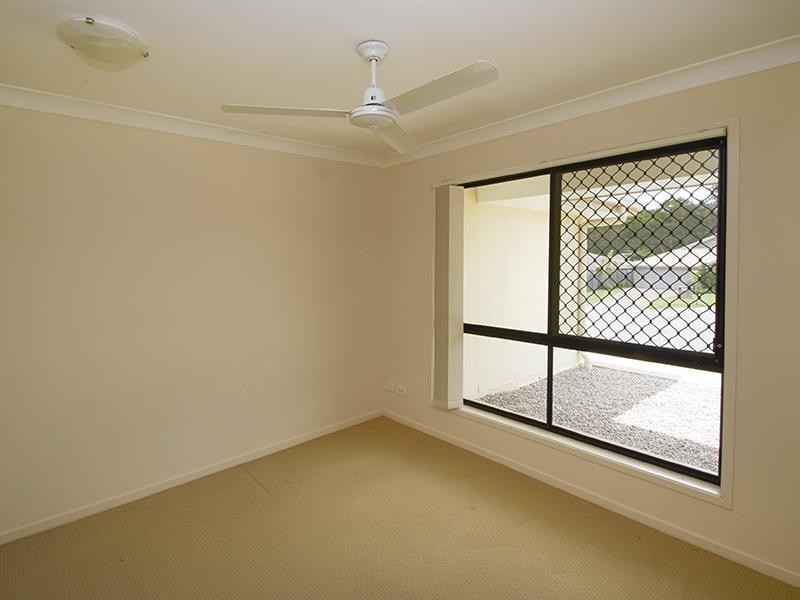 10 Charles Court, Joyner QLD 4500