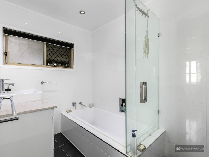 6 Ellis Street, Lawnton QLD 4501