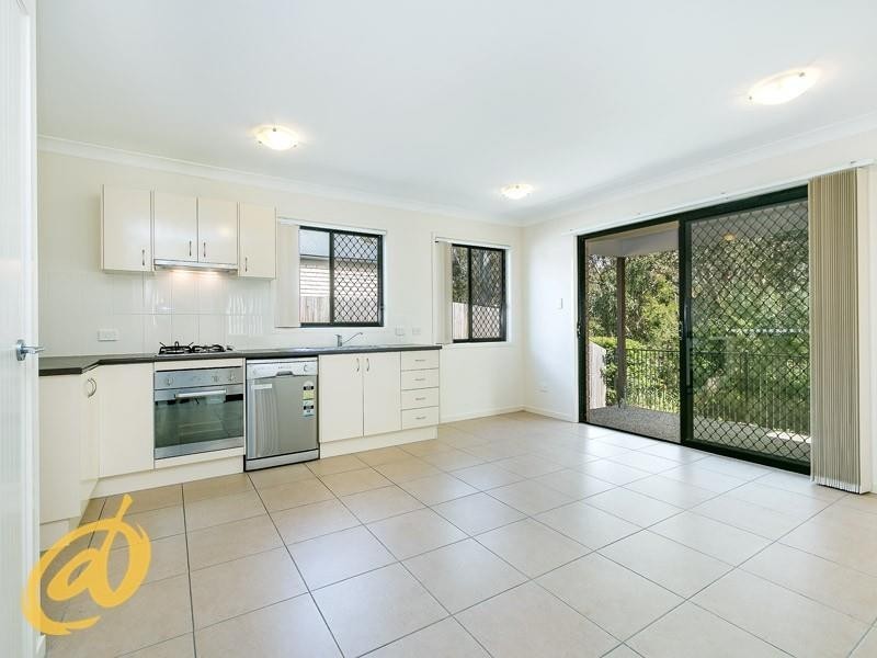 15 Adam Court, Kallangur QLD 4503