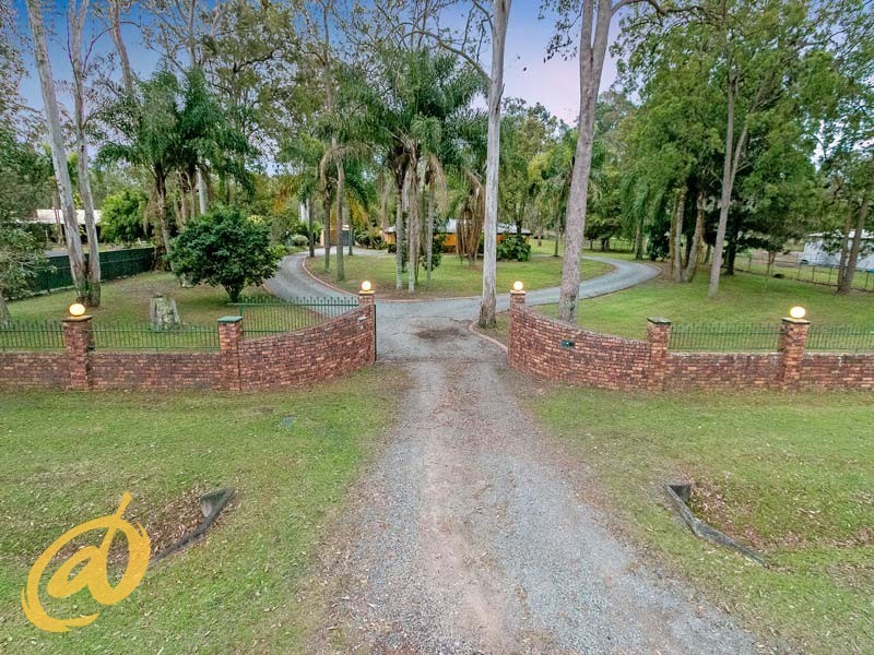 18 Oxford Street, Joyner QLD 4500