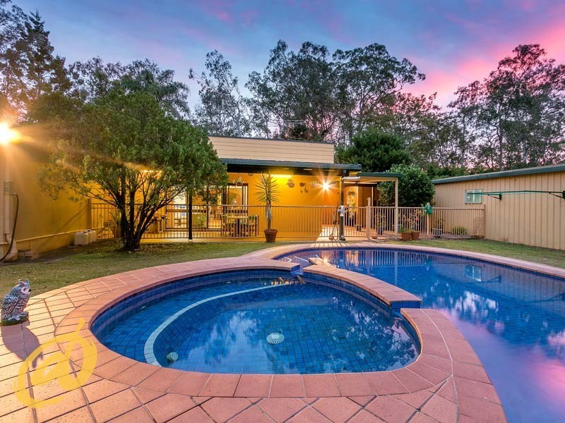 18 Oxford Street, Joyner QLD 4500