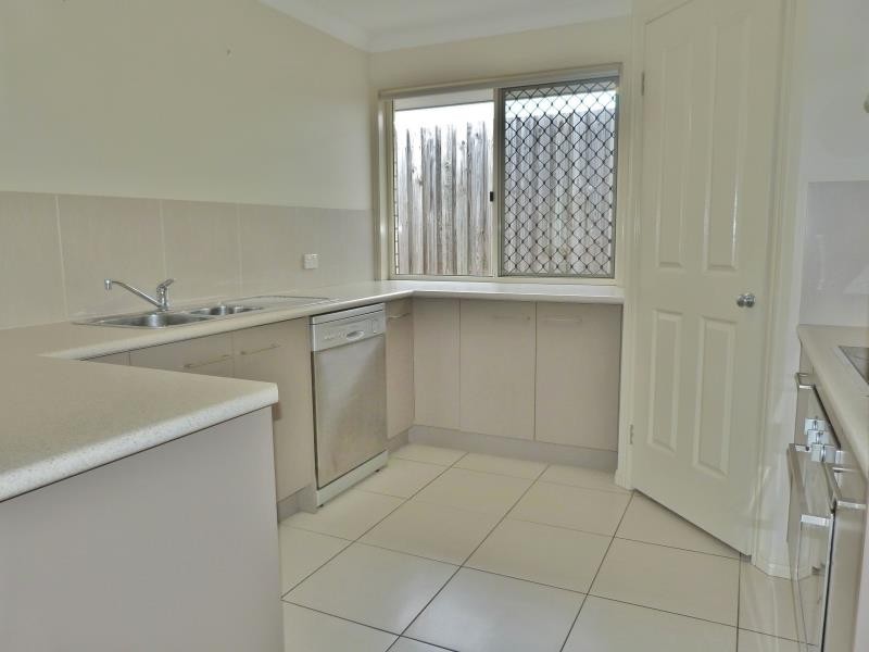 1/8 St Columbans Court, Caboolture QLD 4510