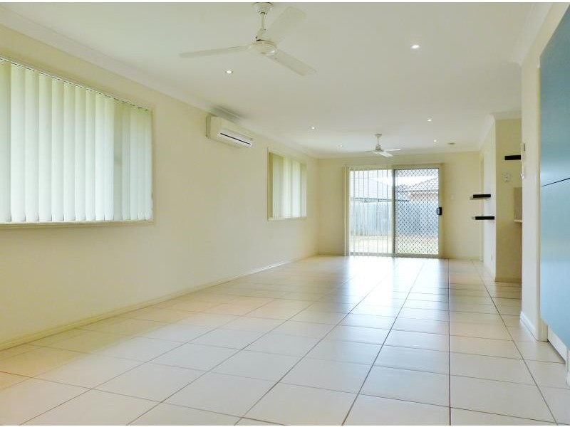 1/8 St Columbans Court, Caboolture QLD 4510