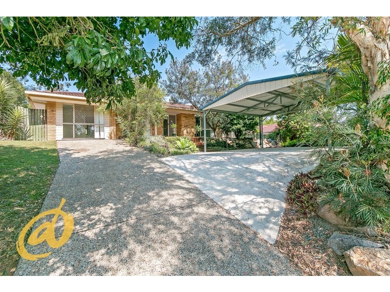 102 Rue Montaigne, Petrie QLD 4502