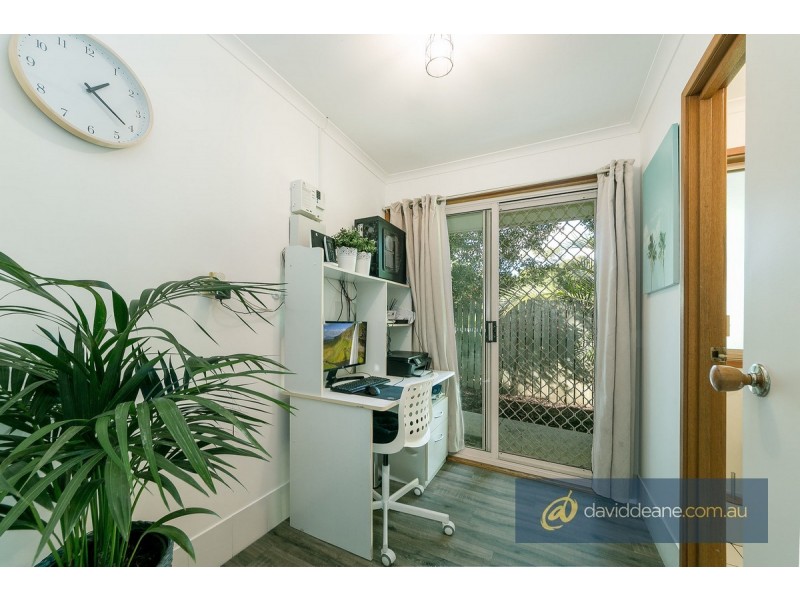 28 Cania Crescent, Petrie QLD 4502