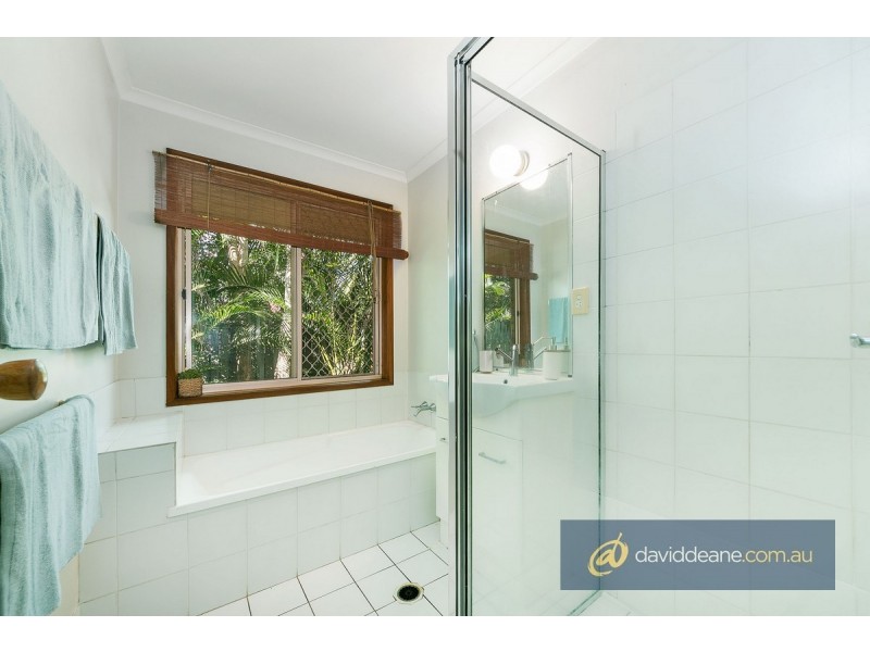 28 Cania Crescent, Petrie QLD 4502