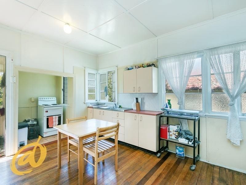 27 Dawson Parade, Keperra QLD 4054