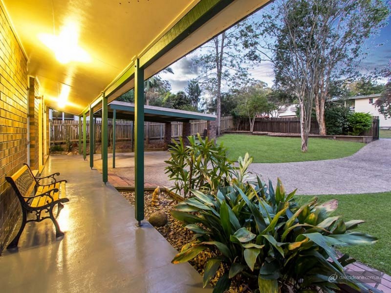 14 Killara Crescent, Petrie QLD 4502