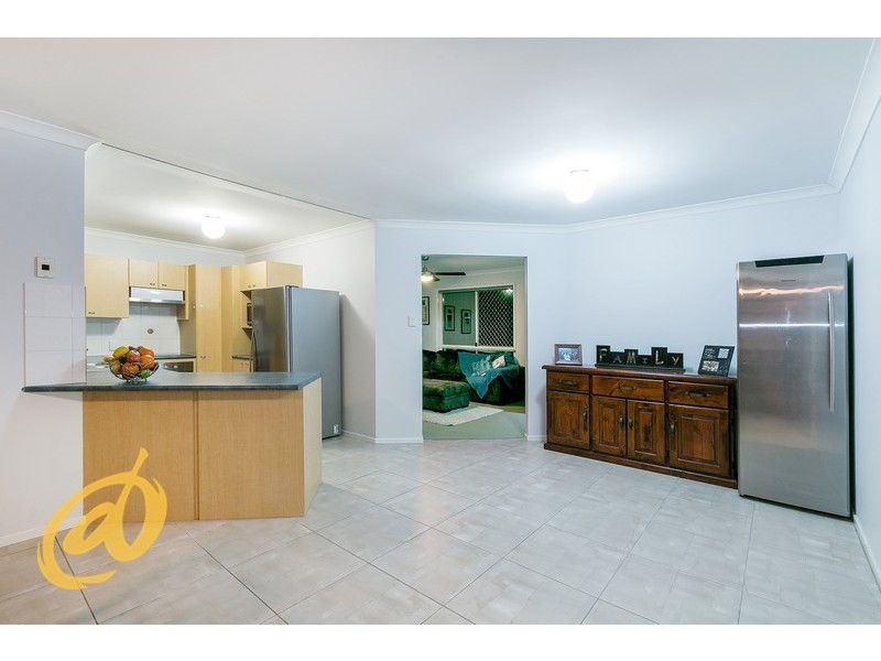 29 Blue Mountain Crescent, Warner QLD 4500