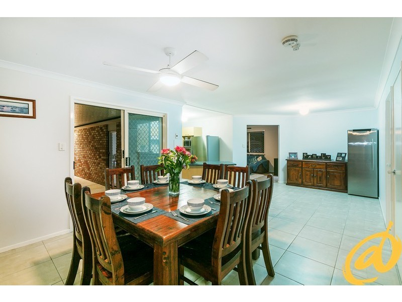 29 Blue Mountain Crescent, Warner QLD 4500