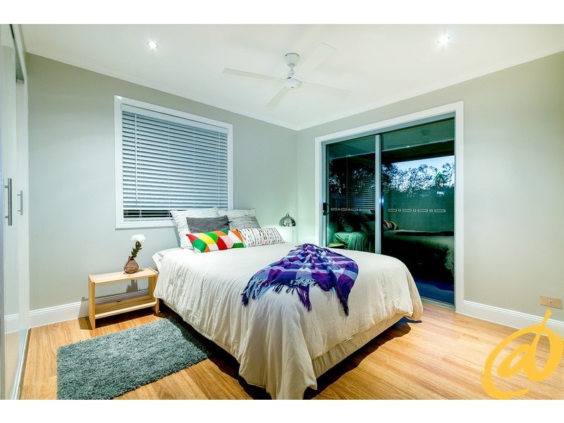 28 Old Northern Road, Albany Creek QLD 4035