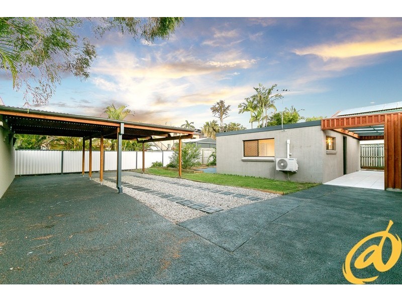 28 Old Northern Road, Albany Creek QLD 4035