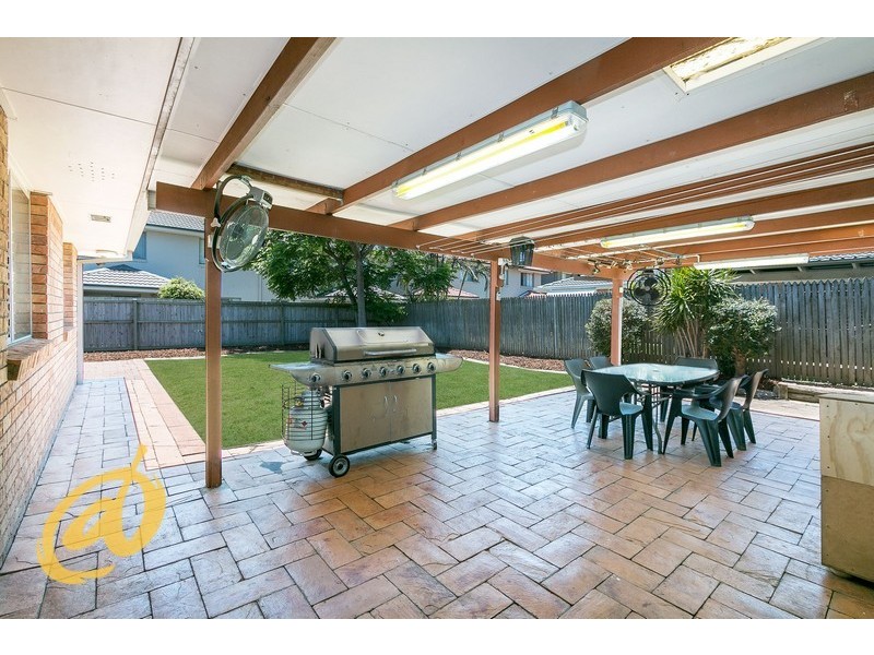 26 Oleron Terrace, Petrie QLD 4502