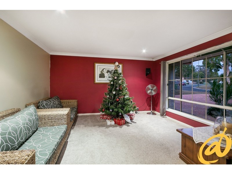 51 Kirri Avenue, Petrie QLD 4502