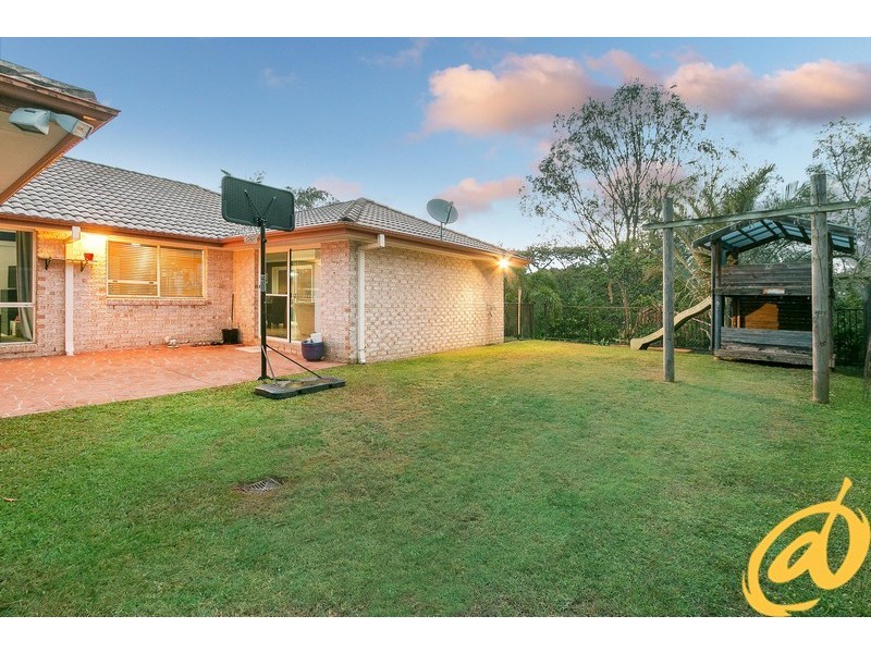 51 Kirri Avenue, Petrie QLD 4502