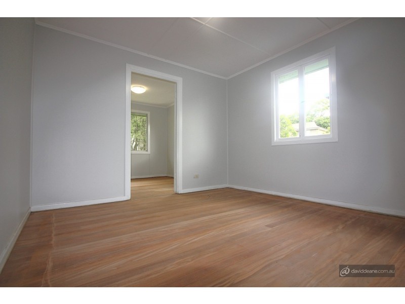 10 Petrie Street, Petrie QLD 4502