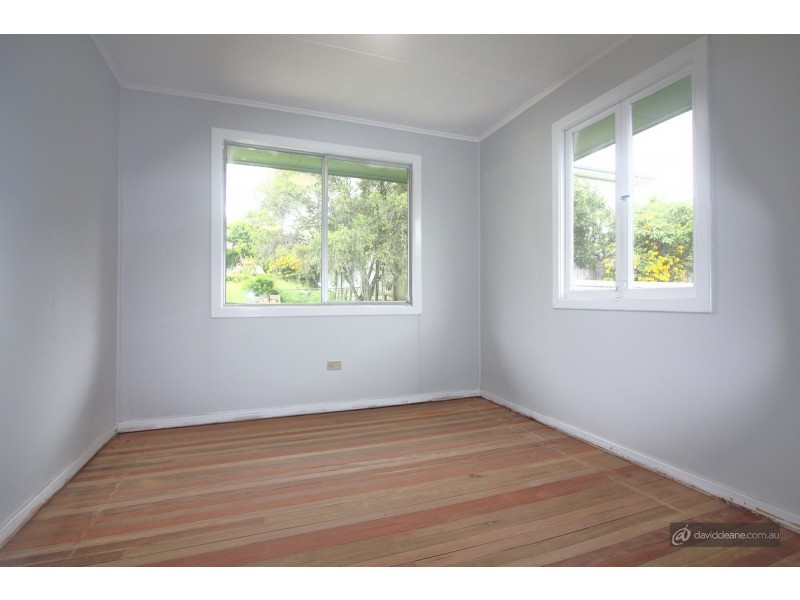 10 Petrie Street, Petrie QLD 4502