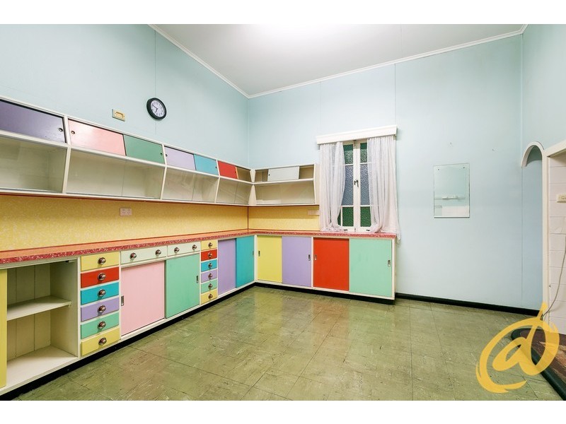 19 Park Road, Wooloowin QLD 4030