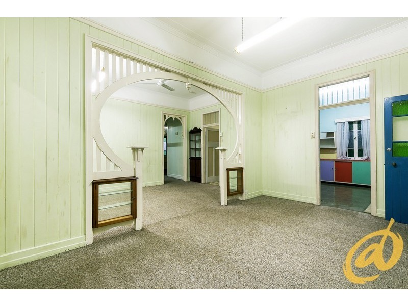 19 Park Road, Wooloowin QLD 4030